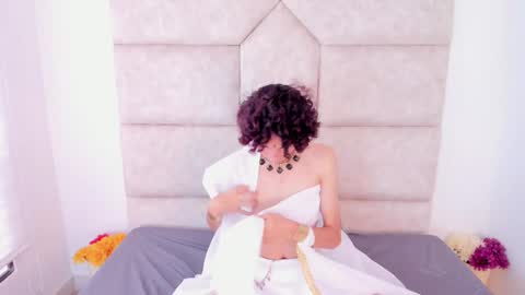 scaarlett_22 online show from 10/31/25, 06:09