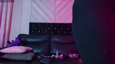 scarlett online show from 03/04/26, 01:17