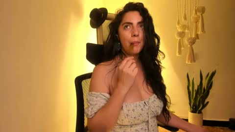 Venus online show from 03/12/25, 05:38