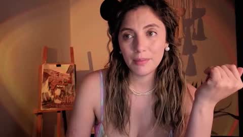 Venus online show from 11/25/25, 06:52