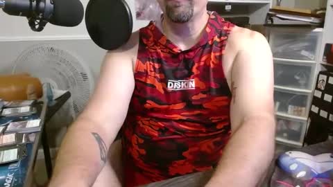 Snapshot of scarecrow2wm chatting on 09/24/25, 04:38 Kent Clark online show from 09/24/25, 04:38