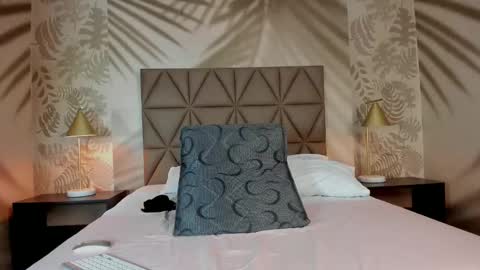 Scarleet online show from 01/17/26, 07:50