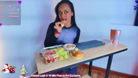 scarleett_ebony online show from 11/27/25, 07:49