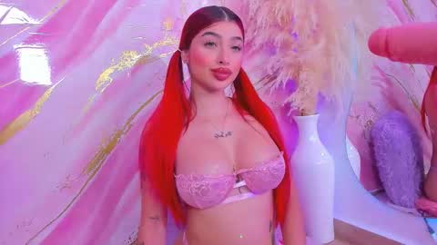 Snapshot of scarleett_jones chatting on 02/04/26, 10:04 scarleett jones online show from 02/04/26, 10:04