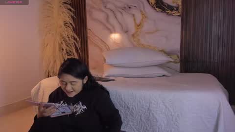 scarlet__rose_ online show from 07/19/26, 11:36