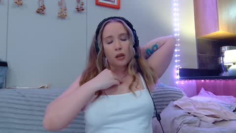 Scarlet Carnal -  online show from 03/09/25, 06:32