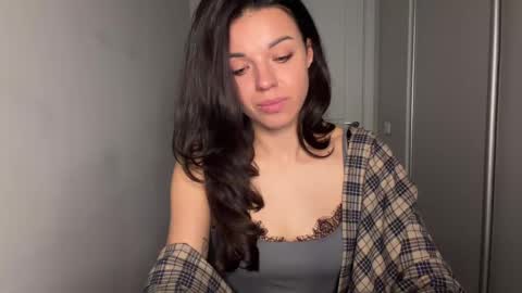 Snapshot of scarlet_daisy_ chatting on 04/28/26, 07:02 Sophie online show from 04/28/26, 07:02