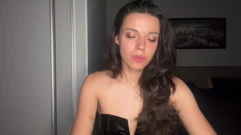 Snapshot of scarlet_daisy_ chatting on 07/02/26, 07:36 Sophie online show from 07/02/26, 07:36