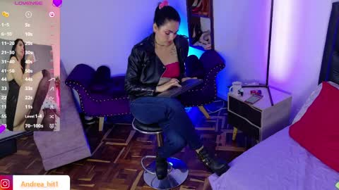 Snapshot of scarlet_hiit chatting on 05/26/26, 04:30 scarlet_hiit online show from 05/26/26, 04:30