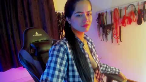 scarlet taylor kennedy online show from 10/02/25, 06:48