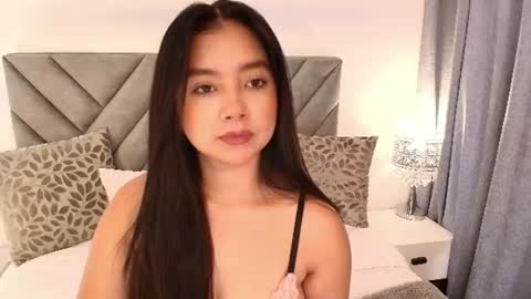 scarlet_queen7 online show from 07/17/26, 06:46