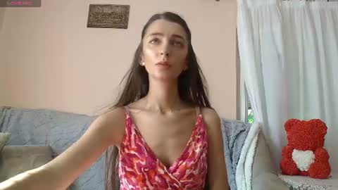Snapshot of scarlet_rosse chatting on 07/19/26, 03:27 Scarlet online show from 07/19/26, 03:27