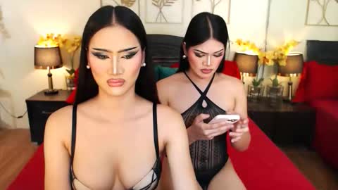 Scarlet online show from 05/20/26, 07:03