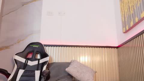 scarlet_vixen_ online show from 02/21/26, 12:17