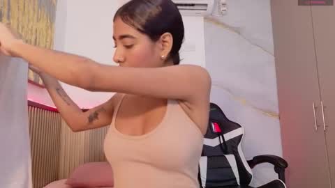 scarlet_vixen_ online show from 02/26/26, 06:18