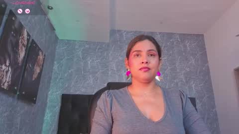 Scarlet online show from 02/26/26, 01:54