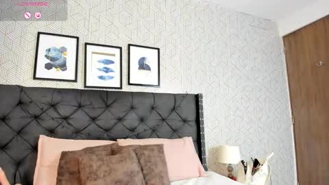 Scarlet online show from 03/08/26, 02:15