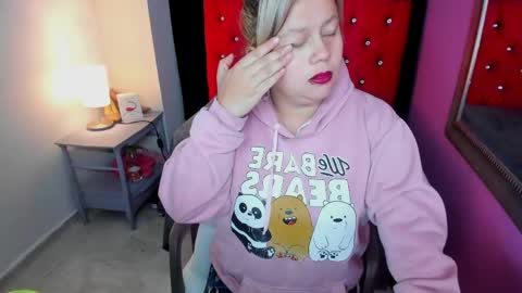 ScarletBigTitties online show from 05/08/26, 11:48