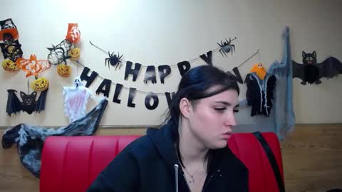 ScarletCargo online show from 11/06/25, 06:09