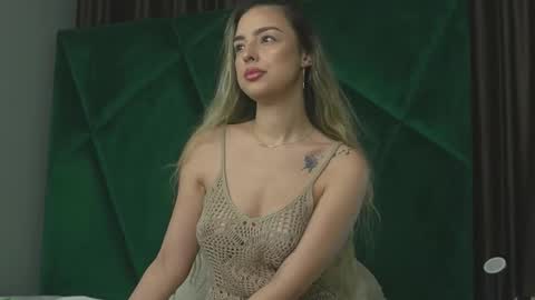 Scarlet online show from 10/20/25, 11:05