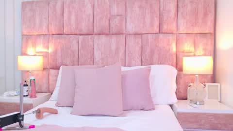 Scarlet Fooxs online show from 03/19/26, 01:26