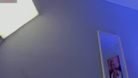 Scarlet  online show from 03/06/26, 05:37