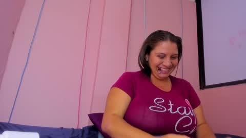 Snapshot of scarleth_blonde chatting on 01/21/25, 02:00 SCARLETH online show from 01/21/25, 02:00