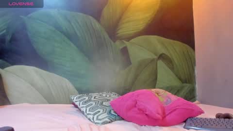 Snapshot of scarleth_blonde chatting on 02/05/25, 02:51 SCARLETH online show from 02/05/25, 02:51