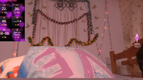 scarlethh hott online show from 12/31/24, 02:03