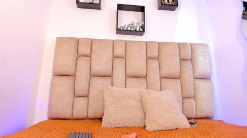 Scarlett online show from 04/23/26, 12:29