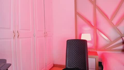 Scarlet online show from 12/13/24, 05:43