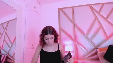 Scarlet online show from 12/14/24, 12:44