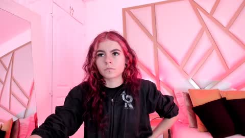 Scarlet online show from 01/14/25, 12:03