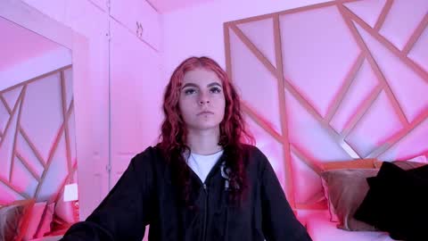 Scarlet online show from 01/20/25, 01:00