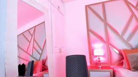 Scarlet online show from 01/30/25, 11:44