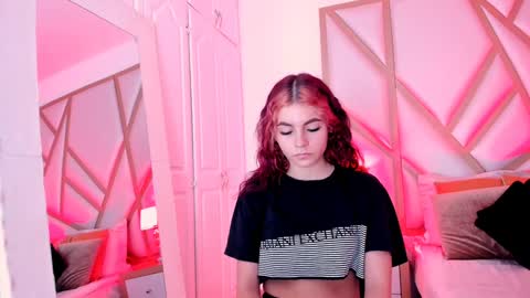 Scarlet online show from 02/01/25, 12:58