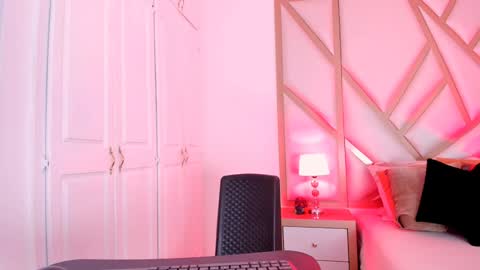 Scarlet online show from 02/05/25, 11:55