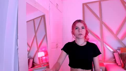 Scarlet online show from 02/12/25, 12:22