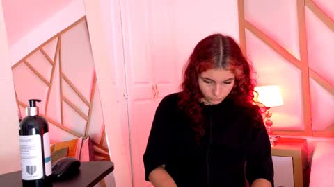 Scarlet online show from 02/24/25, 05:42