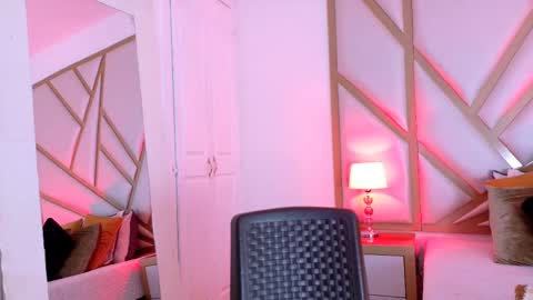 Scarlet online show from 02/26/25, 04:45