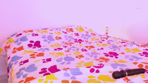 Scarlet online show from 03/11/25, 03:34