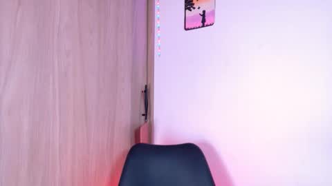 Scarlet online show from 10/13/25, 01:33