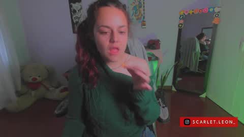 Snapshot of scarlett77_ chatting on 03/07/25, 10:10 Scarletland welcome online show from 03/07/25, 10:10