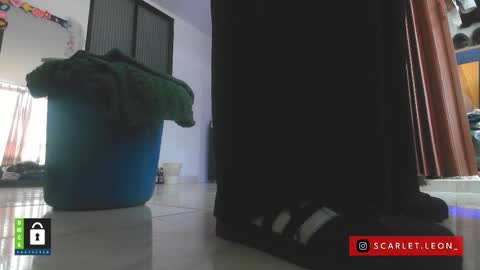 Snapshot of scarlett77_ chatting on 09/18/25, 07:05 Scarletland welcome online show from 09/18/25, 07:05