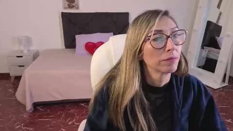 Scarlett online show from 03/24/26, 11:48