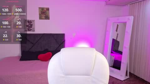Scarlett online show from 05/17/26, 11:39