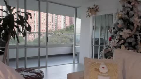 juli online show from 01/13/25, 10:35