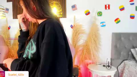 Snapshot of scarlett__cooper__ chatting on 07/07/26, 11:25 Scarlett online show from 07/07/26, 11:25