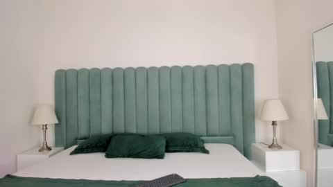 scarlett__noir online show from 04/21/26, 01:42