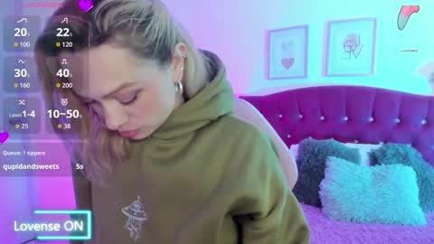 scarlett_blake11 online show from 10/01/25, 05:02